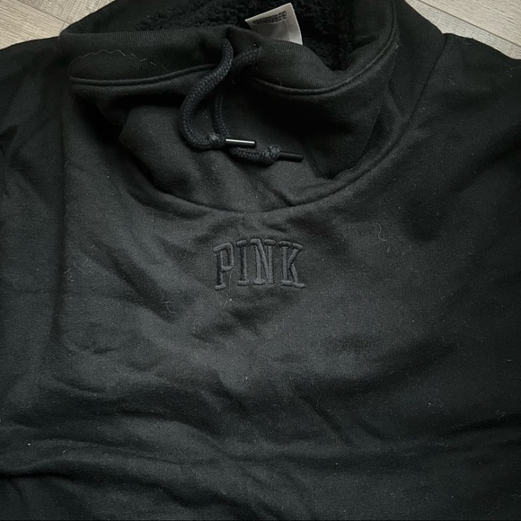 Black PINK sherpa lined sweater - Picture 2 of 4